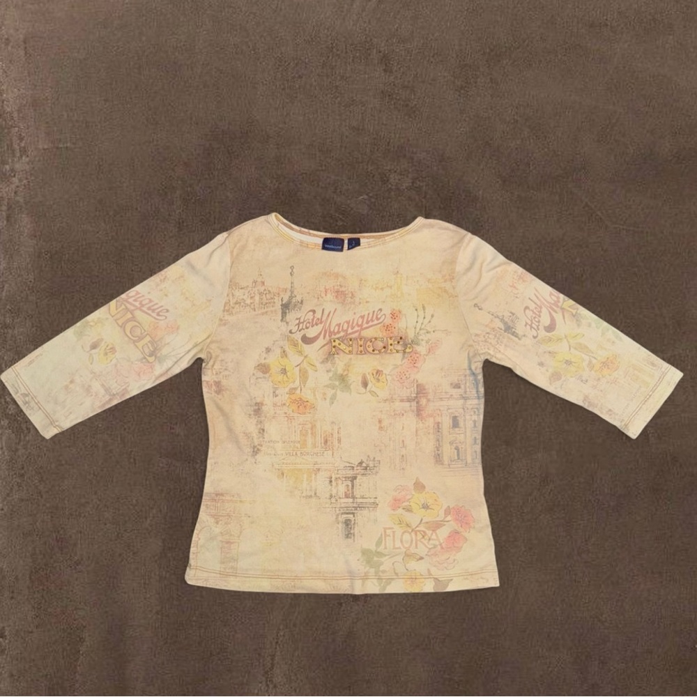 Y2K Vintage looking Westbound Womens Beige Graphic Long Sleeve Tee